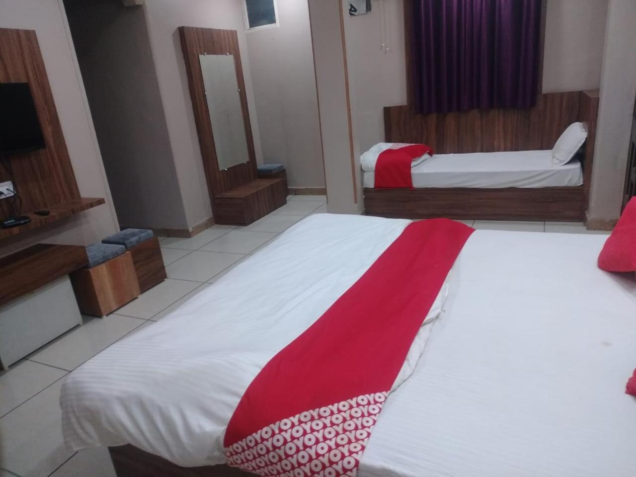 Hotel Grand Stay Bhopal Eksteriør bilde